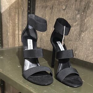 Steve Madden Black Heels with Sleek Design